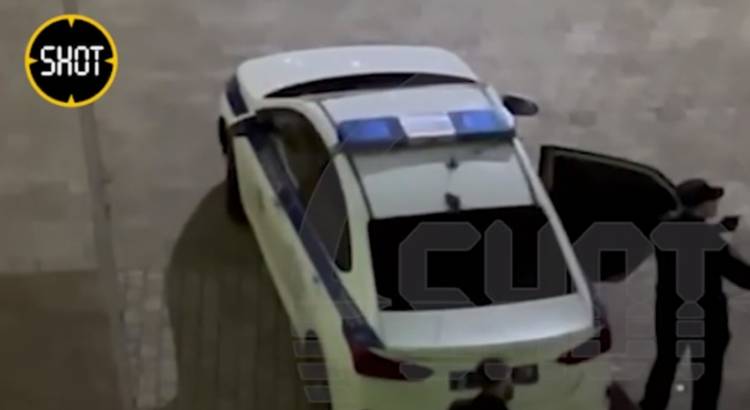 Պետերբուրգցի էքստրասենսը հարբել է և իր կատվին պատուհանից դուրս շպրտել․ կենդանին սատկել է (տեսանյութ)