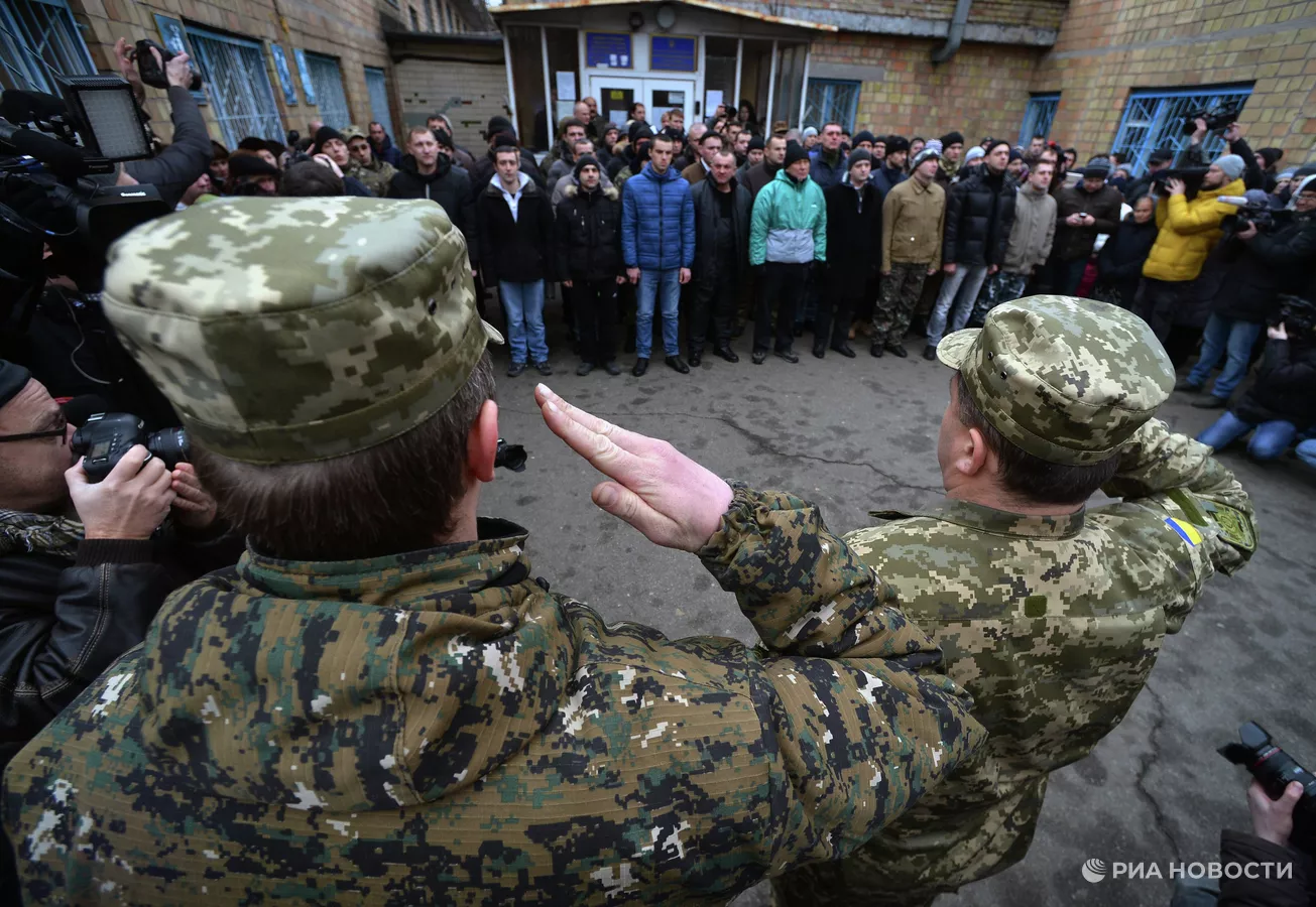  Զինվորական ծառայության չգրանցված ուկրաինացիներին ցանկանում են զրկել որոշ ծառայություններից