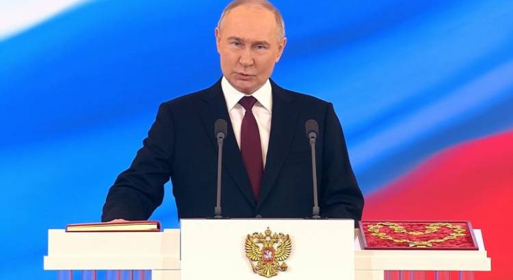 Վլադիմիր Պուտինը պաշտոնապես ստանձնեց Ռուսաստանի նախագահի պաշտոնը 6 տարի ժամկետով (տեսանյութ)