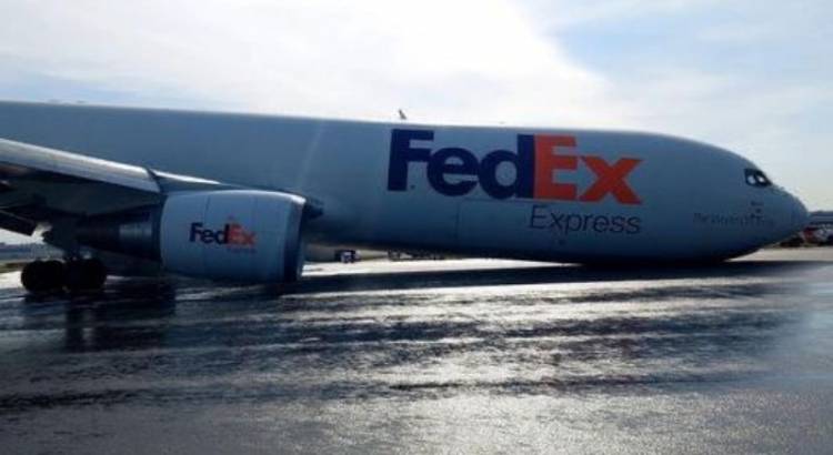 Boeing 767 բեռնատար ինքնաթիռը Ստամբուլում վայրէջք է կատարել առանց առջևի շասսիի (տեսանյութ)