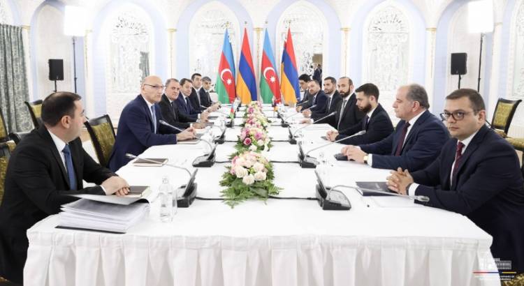 Մենք աջակցում ենք Ղազախստանի ջանքերին․ Զախարովան՝ Ալմաթիում կայացած բանակցությունների մասին