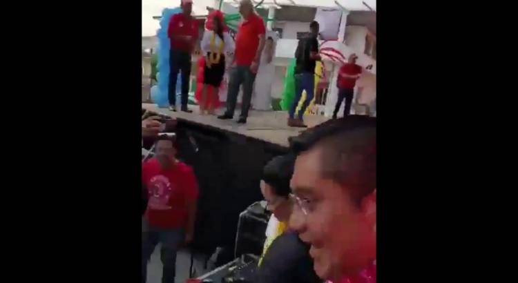 Տեսանյութ.Մեքսիկայում քաղաքապետի ընդդիմադիր թեկնածուն սպանվել է ընտրողների հետ հանդիպման ժամանակ