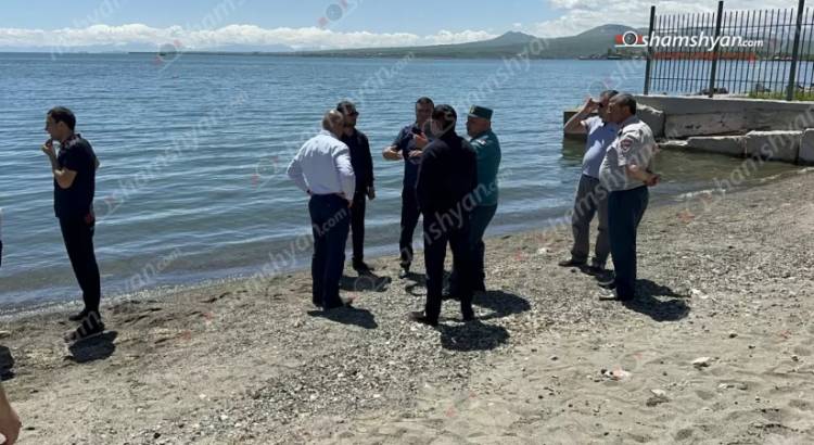 Սևանnւմ ջրաunւզակները հայտնաբերել են ջրաhեղձ եղած կnմպnզիտnրի մար մինը (լուսանկար)