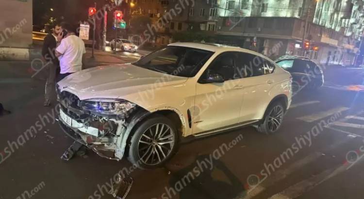 Վթար՝ Երևանում․ «Երևանի սիթի»-ի դիմաց բախվել են «BMW X6»-ն ու «Nissan»-ը