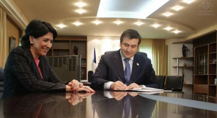 Վրաստանի նախագահը քննարկում է Միխեիլ Սաակաշվիլիին ներում շնորհելու հարցը