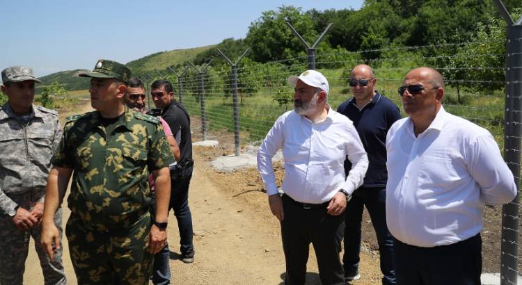 «Պատը պետությունն է կառուցել, ծառերը մենք կտնկենք, որ երեխաներն անվտանգ լինեն». Փաշինյանը գնում է Կիրանց