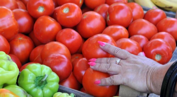 Դադարեք ուտել այս 2 տեսակի լոլիկը. մեկը կարող է մեծացնել քաղցկեղի առաջացման վտանգը, մյուսը՝ տոքսիններ է պարունակել