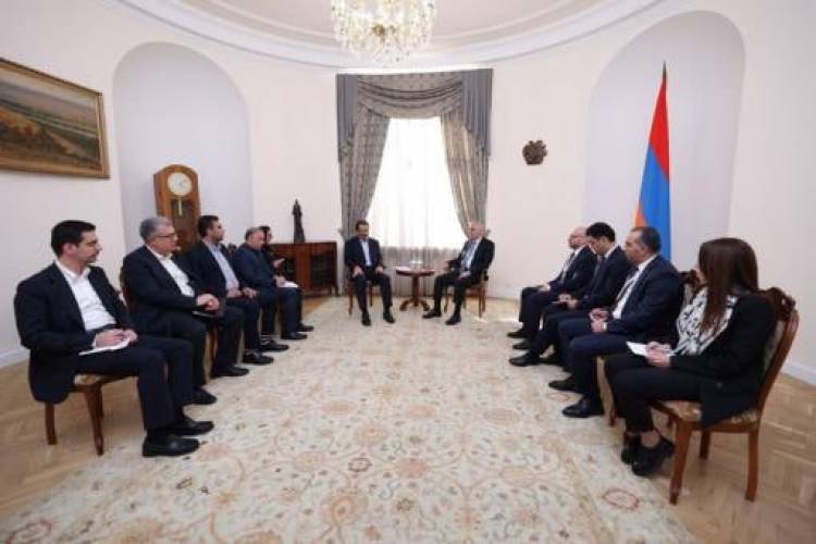 Մհեր Գրիգորյանն ու իրանցի պաշտոնյան քննարկել են ՀՀ-Իրան առևտրատնտեսական հարաբերությունները