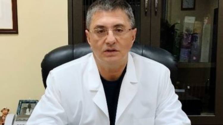 Եթե ապուր ուտեք, ավելի արագ կլավանա՞ք. Բժիշկ Մյասնիկովը գնահատել է «տաք» ըմպելիքների օգուտները մրսածության դեպքում