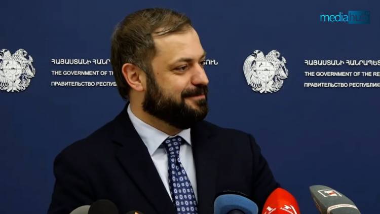 Ճեպազրույց տալը մեզ վրա որպես «ժողովրդավարություն» են ծախում