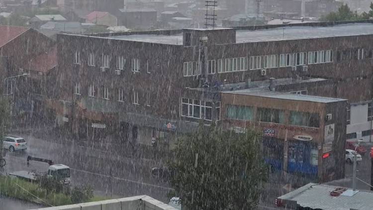 Հորդառատ անձրև, կարկուտ․ սպասվող եղանակի մասին