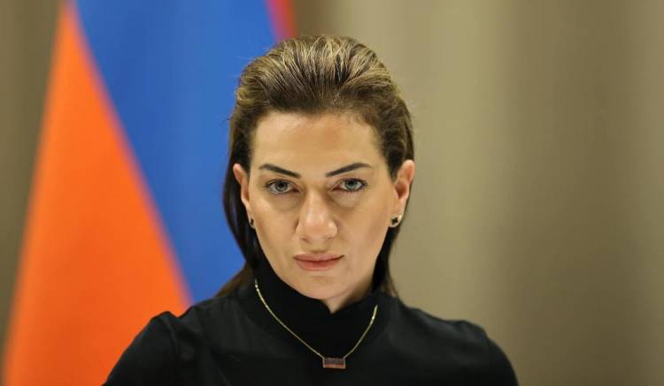 Տատս կասեր. «Ինադ արեց էլերին, քամակը տվեց գելերին»