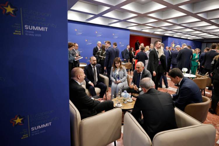 Փաշինյանի տեսլականը՝ չզինվել և չդիմադրել Ադրբեջանի ագրեսիային. «Փաստ»