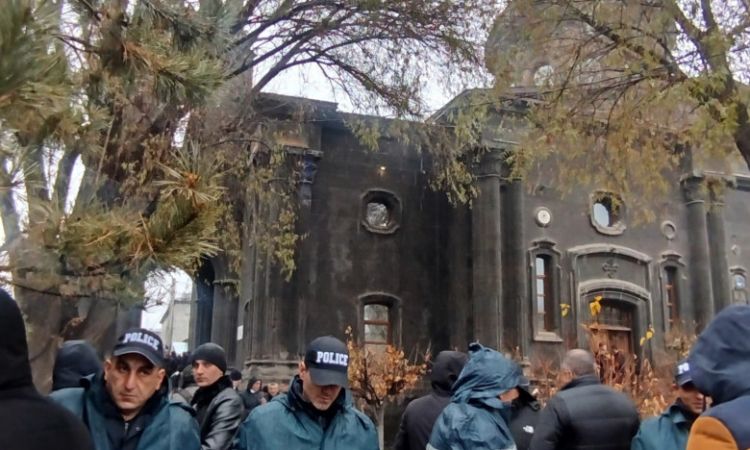 Անհանգստացած Եվրոպան միացնում է ձայնը. միջազգային հեղինակավոր գործիչները նախազգուշացնում են՝ «Հայաստանում Եկեղեցին վերացնում են». «Փաստ»