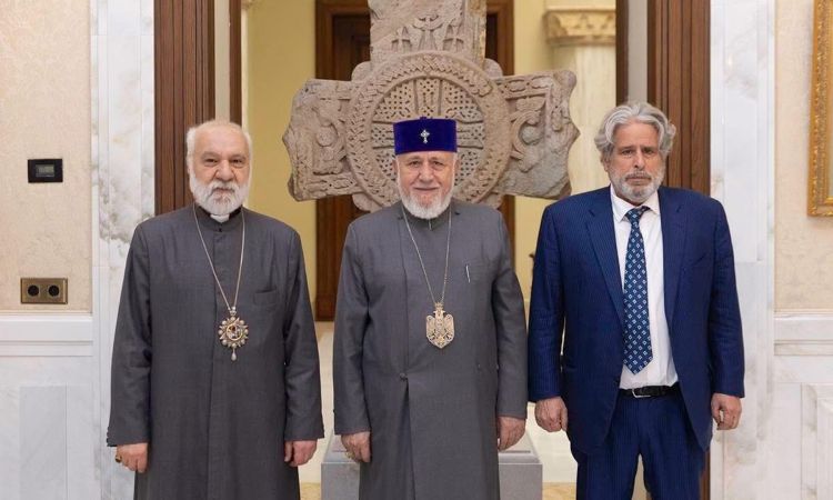 Ամենայն Հայոց Կաթողիկոսն ընդունել է Ռոբերտ Ամստերդամին