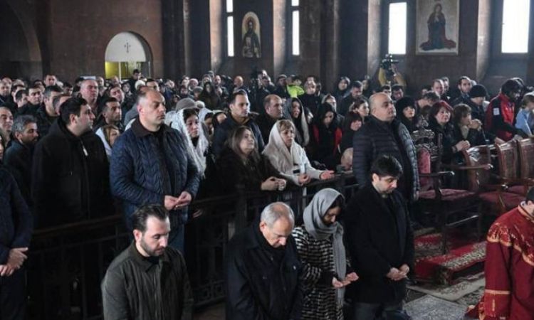 Եկեղեցին քանդելու ճանապարհին ձեռքը «փրփուրներին» է գցում. «Փաստ»