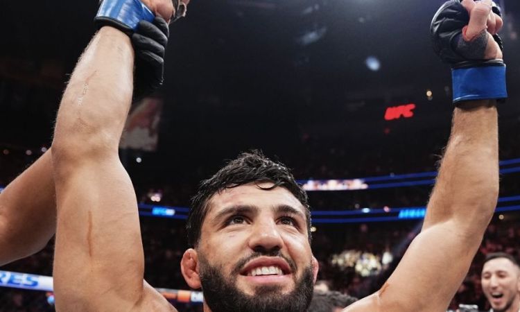 Տեսանյութ.Արման Ծառուկյանը հաղթանակ տարավ Մուհամմադ Մոկաևի նկատմամբ 