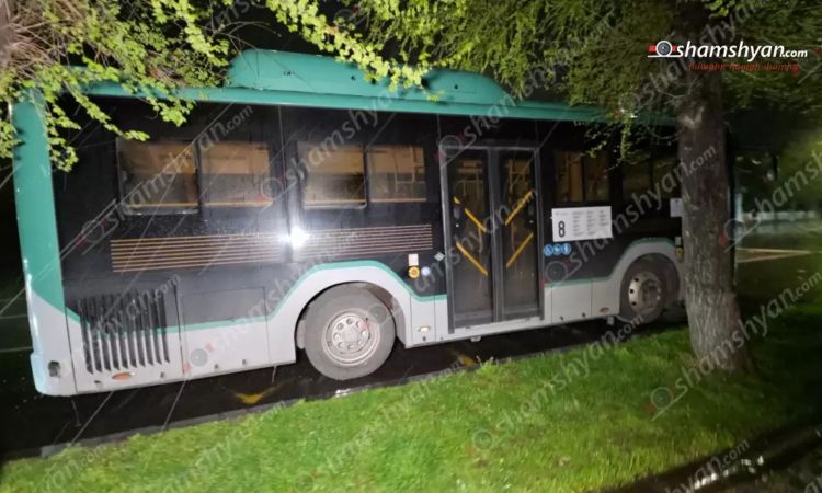 Երևանում դանակահարել են թիվ 8 երթուղու ավտոբուսի վարորդին