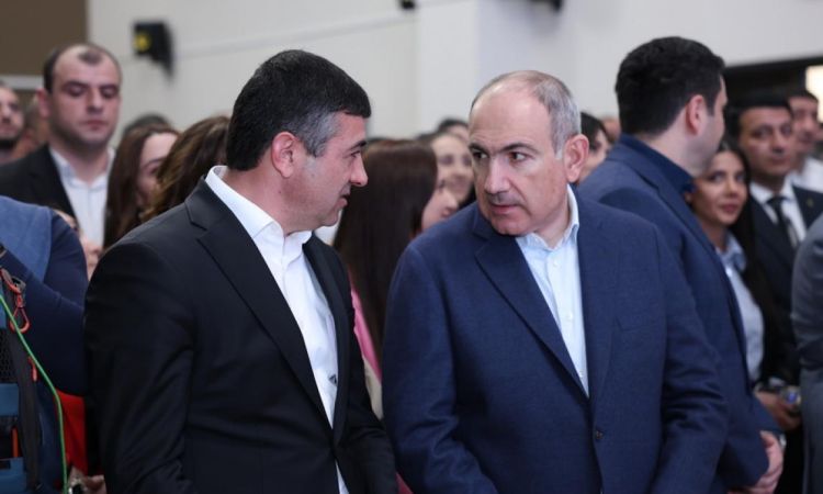 Ինքը՝ Սարիկին, Սարիկը՝ քաղաքացուն․ «Հրապարակ»