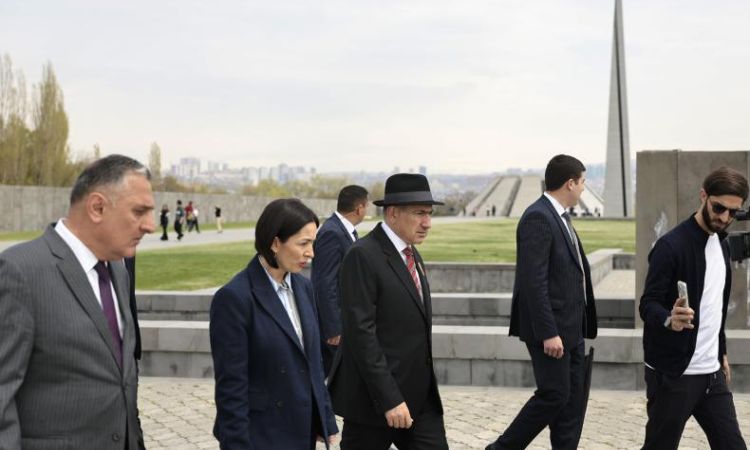 Փաշինյանի արհամարհական ժեստը․ «Հրապարակ»