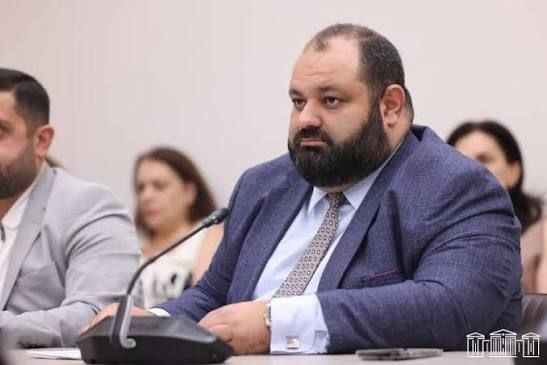 Ով կնշանակվի «Արարատցեմենտ» գործարանի ժամանակավոր կառավարիչ․ «Հրապարակ»